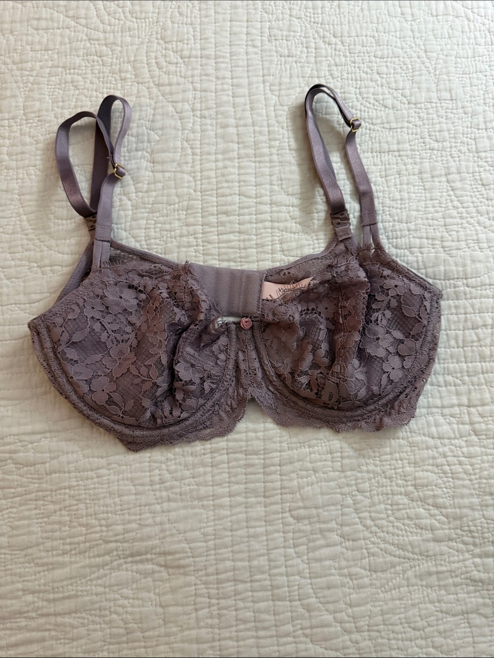Victoria's Secret Lace Underwire Bra in Dusty Mauve 32DD